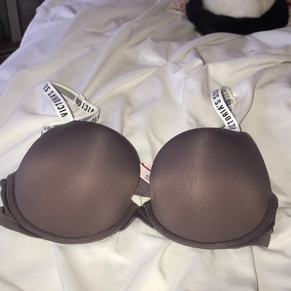 VS Tshirt bra